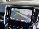 【バックカメラ】駐車時に後方がリアルタイム映像で確認できます!立体駐車場での駐車時、また、夜間のバック時に大活躍!運転スキルに関わらず、今や必須となった装備のひとつです??