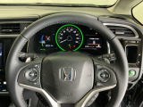 明るく、視認性に優れたメーターで安全運転や燃費管理、車両点検などに役に立つ機能があります ※一部の車種には該当しないものもございます