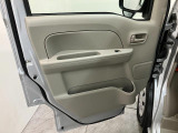 延長保証につきましてはお求めいただく車両によって保証料が異なりますので、当店スタッフまでお気軽にお問い合わせくださいませ。