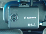 ◆【ドライブレコーダー】映像・音声などを記録する自動車用の装置です。もしもの事故の際の記録はもちろん、旅行の際の思い出としてドライブの映像を楽しむことができます。