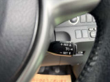 ハンドルから手を放さずに操作出来ますので、安全運転にもつながりますね
