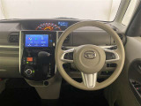インパネはシンプルなデザイン。運転もしやすそう♪