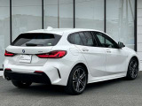 BMWを熟知したメカニックによる、360度の納車前点検。ドイツ本国と同様の教育・訓練を受けたメカニックが徹底的に点検、整備した後にお客様にお引渡しします。