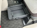 収納もバッチリ!小物が散乱しがちな車内もスッキリさせる事ができますね♪