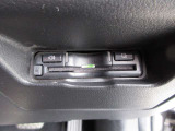 ETCももちろん搭載。いちいち料金所で停車する必要なんて当然ないです。スムーズにストレスなくドライブをお楽しみください。(※支払総額にセットアップ費用は含まれておりません。)