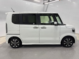 納車前には、当社メカニックによる『プロの視点』で、安全かつ安心して気持ちよくお乗りいただける整備を行います。詳しくはスタッフまで。