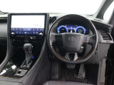 運転席廻りです。