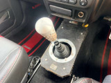 気になるお車がありましたら右の電話番号から直接お店にお問い合わせください。支払方法から車両情報、状態までなんでもご説明させて頂きます。スタッフ一同ご連絡お待ちしております。