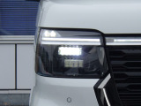 ★LEDヘッドライト搭載★ 白っぽく光る明るく省電力なLEDライト!先進的な白い輝きでフロントフェースを引き締めます☆