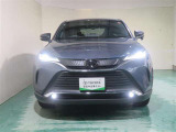 明度の高いLEDヘッドライトで、夜間の運転も安心です。
