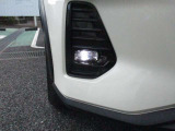 LEDフォグランプ装備しております。雨や霧、夜間の運転でも視界をしっかり確保致します。