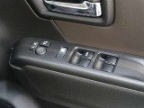 パワーウインドウを装備しております!後席ウインドゥの閉め忘れも運転席で解決できます♪