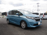 中古車購入時「パンク保証」をご案内しております。万一のパンクやバーストの際に、同等新品タイヤへの交換が可能です。(タイヤと交換工賃が対象です。免責金額と廃タイヤ処分料が必要になります。)
