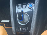 e-POWER独自のシフトノブです。感覚で入力できますので運転操作が楽になります