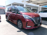 各店舗ともじっくりと納得のいく商談をしていただくためにきれいな商談スペースを設けております。待ち時間にお読みいただける雑誌なども充実しております!ぜひ一度ご来店くださいませ♪