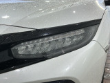 LEDヘッドライトは、点灯の瞬間から最大光量を発揮し、突然暗くなるトンネルなどでの安定感を高めます。