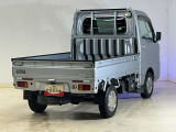当店では、国家資格を持った整備スタッフがあなたのお車をしっかりサポート!!アフターメンテナンスもすべてお任せ下さい☆