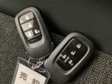 家族やパートナーと個別に持てるため、貸し借りの手間がなくスムーズに乗車できます。また、メインキーを自宅に置いたまま、もう一方をサブとして常に鞄に入れておけるため、持ち出し忘れを防げる点も便利です。