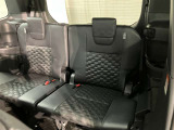 当店ではauも取り扱っております。お車と一緒にau携帯の機種変更も可能です♪また、自動車保険も取り扱っております。車の支払いと自動車保険の支払いをまとめてお支払い可能なプランもあります♪