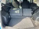 シートアレンジ出来ます!荷物の形状に合わせてシートを倒し、無駄なく車内を活用できます!