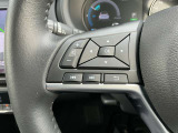 ステアリングにはオーデイオ操作が可能なスイッチがついてます。