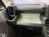納車前にはプロのメカニックが、各部の点検を行います。ディーラーにしか出来ない品質、そしてサービスできっと満足していただけると思います!