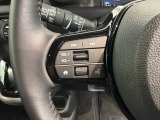 ステアリングにオーディオ操作スイッチが付いています。オーディオ画面に直接タッチしなくても操作が出来ますので、運転に集中できます。