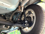 お車を安心してお乗りいただく為には、足回りの定期点検が欠かせません。サービスサポート(有償保証)では無料点検もご提供しており、安心のカーライフをお過ごしいただけるサポート体制が整っています。