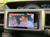 停車中には、地上デジタル放送を楽しめます。長距離移動の休憩時間に、番組をチェックするのもおすすめです。移動時間を有効活用できます。