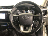 ハンドルは車を運転する上で、ずっと握っている重要なパーツです。手にフィットする物がいいですよね♪