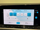 【ナビ】先進のナビゲーション機能を搭載。最新の情報に基づいたルート案内で、あらゆる道で安全かつ快適なドライブをサポートします。