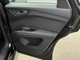 自動車保険もお任せください。Audi自動車保険プレミアムは、フロントガラス、タイヤパンク、ドアミラーの損害を補償する、Audiプレミアムケアが無償で付帯されます