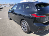車両の詳細、ご質問につきましては、営業スタッフまでお気軽にご連絡下さいませ。遠方のお客様には実車の詳細動画送信も承ります。お問合せをお待ち致しております。