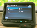 テレビやラジオ、Bluetooth Audioなど、選べる音源が画面上に並びます。項目を見比べながら好みの再生方法を選べるため、普段使いの音楽や番組を利用する際にも便利です。