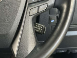 【クルーズコントロール】こちらを操作いただくことで、車は一定速度を維持したまま走行し続けます ブレーキ操作やスイッチを切ることで通常走行に戻ります
