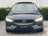 当店の認定中古車(VOLVO APPROVED CAR)はメーカー基準の車齢・走行に応じた内外装・機関の176項目もの項目に厳密な点検を実施。すべての基準を満たした自信を持ってお届けする中古車です。