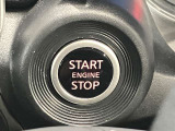【プッシュ式エンジン】プッシュ式エンジンスタートでブレーキを踏んでボタンを押すだけでエンジン始動がスムーズ!!鍵をカバンに入れているだけでエンジンの始動が可能★とても便利な機能です