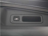 ◆パワーテールゲート◆キーや運転席のボタン、ハンズフリー機能など多彩なアクセスで自動開閉できます。