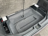 ★リアシート★ 背もたれを前に倒せば荷室が広がり、たくさんの荷物にも対応出来ます。
