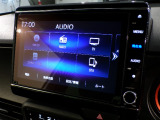 CD、DVD、Bluetooth、AM、FM、AUX、スマートフォン接続ができます。