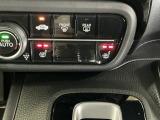 運転席/助手席シートヒーターで寒い日もすぐに温かくなり快適に過ごせます。2段階の温度調整が可能です