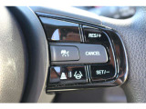 安全運転支援システムHonda SENSINGを搭載。衝突軽減ブレーキや、前後の誤発進抑制機能、アダプティブクルーズコントロール、車線維持など複数の先進技術で安心・快適なドライブをサポートします。