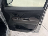運転席ドア内側!