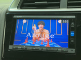 停車時に映像を楽しめるTV画面を搭載。お子様連れのご旅行などにも便利にご利用いただけます。