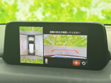 狭い道でも安心。後方の状況を画面で確認できるので、安全な駐車をサポートします。駐車が苦手な方にもおすすめです。
