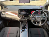 運転席周りの装備がご覧いただけます。展示場では実際にシートに座って確認していただけます。