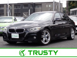BMW在庫保有台数常時100台以上!ご来店の際はBMW本店(厚木市下荻野140-1)にご来店ください!弊社自慢の全天候型ショールーム!BMW在庫保有台数常時100台以上ございます!