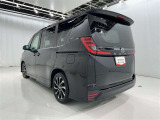走りにこだわりながら収納力も持ち合わせたお車です。荷物を載せて軽快なドライブを楽しめますよ♪