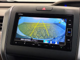 【バックカメラ】リバースにするだけで映ります、後方の安全確認や、狭い駐車場での車庫入れ、雨の日や夜間など視界の悪い時に便利です!安全にバックする為には欠かせない装備です。