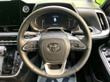 【ステアリングスイッチ】運転中、前方から目線をそらすことなく、オーディオ等の操作が可能な便利機能!安心&快適なドライブを演出してくれます♪